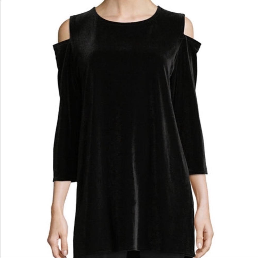 NWT Caroline Rose Velvet Black cold shoulder top